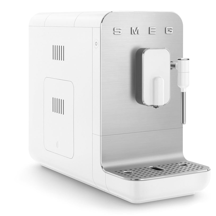 Smeg Mat Beyaz Otomatik Espresso Kahve Makinesi