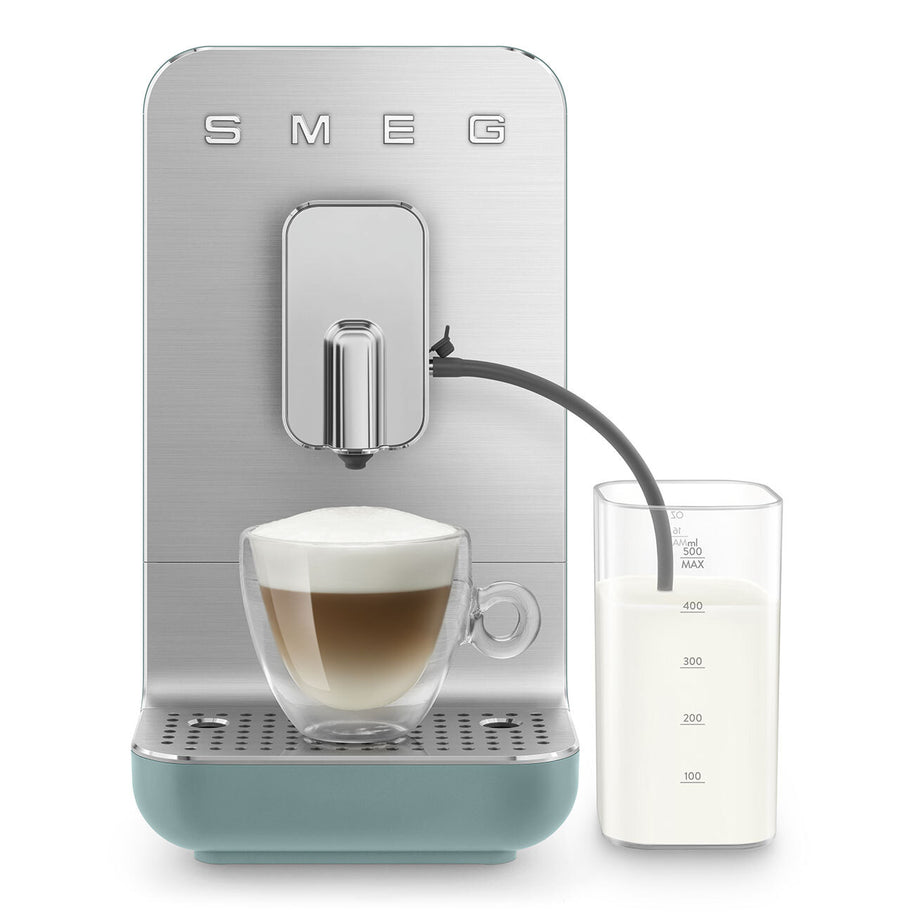 Smeg Zümrüt Yeşili Otomatik Espresso Kahve Makinesi