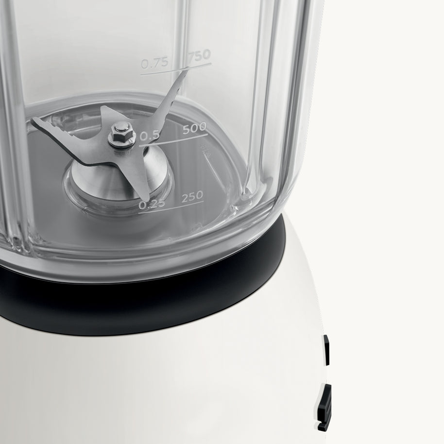 Smeg Porsche x SMEG Carrara White Blender