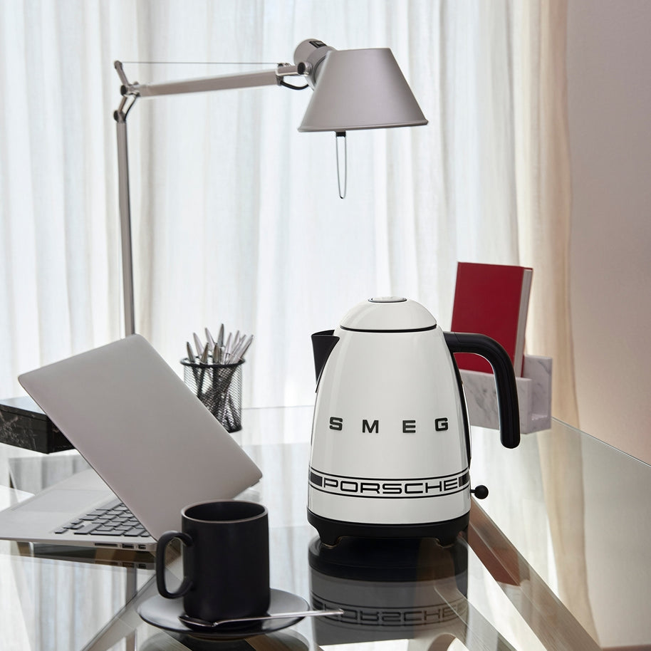 Smeg Porsche x SMEG Carrara White Kettle