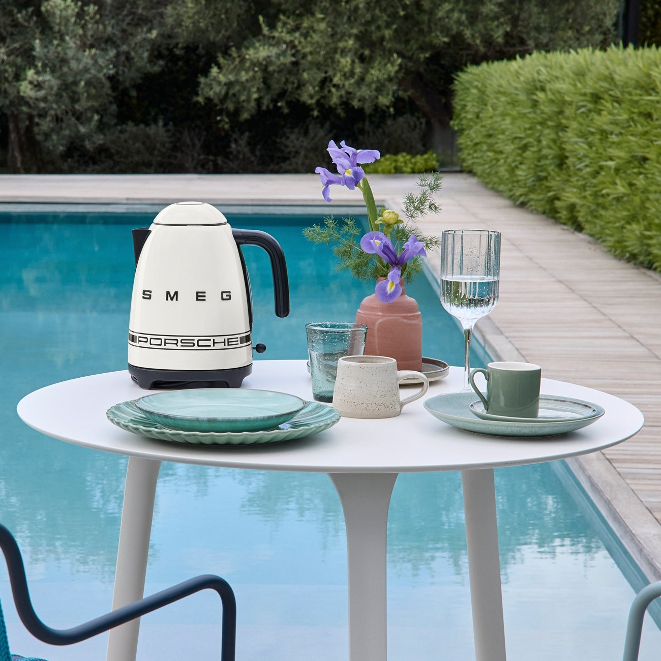 Smeg Porsche x SMEG Carrara White Kettle