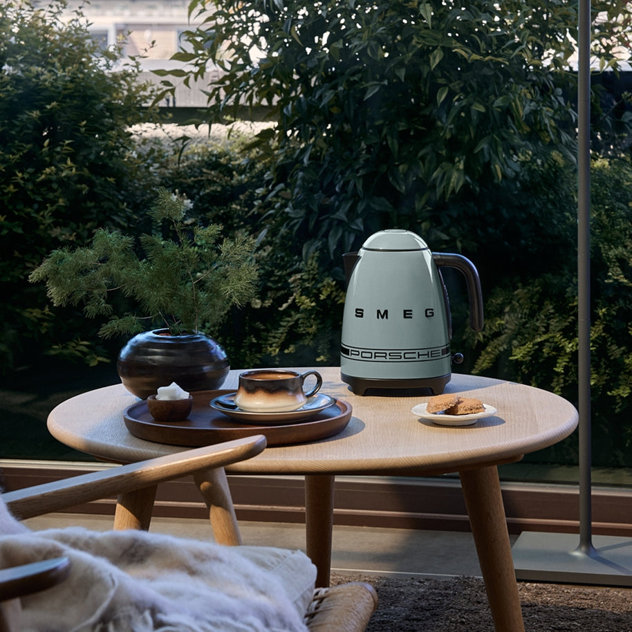 Smeg Porsche x SMEG Shade Green Kettle
