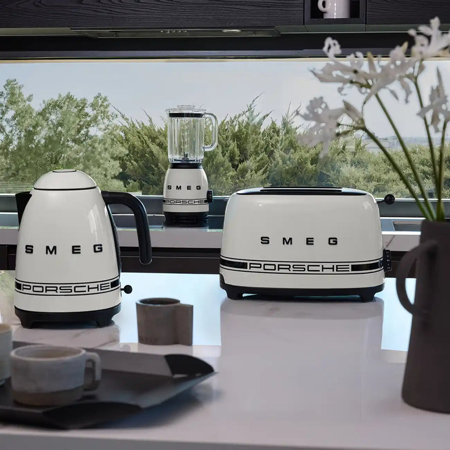 Smeg Porsche x SMEG Carrara White Ekmek Kızartma Makinesi