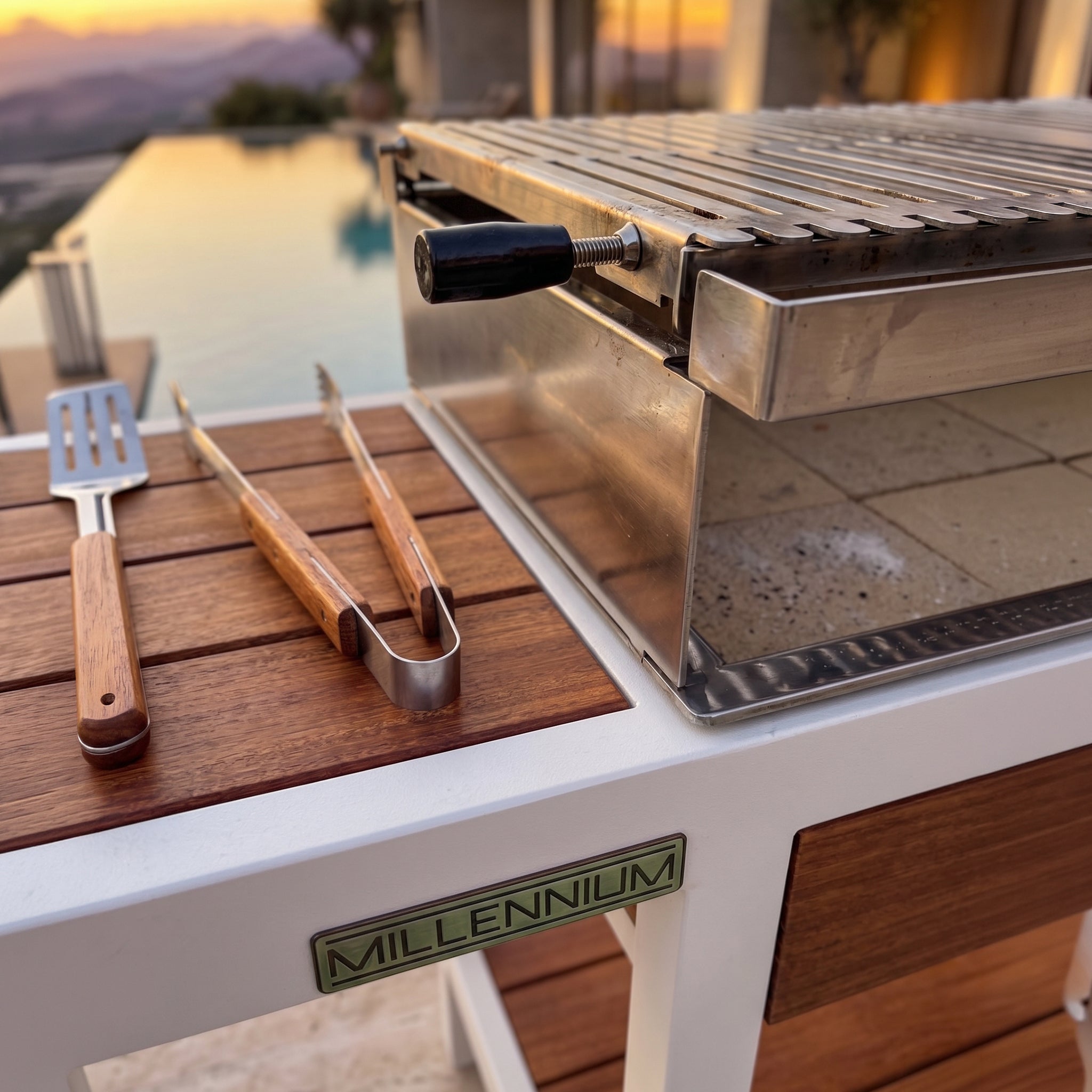 Tmc Cream Drawer Barbecue