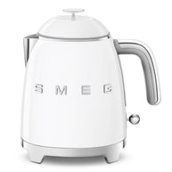 Smeg Beyaz Mini Kettle