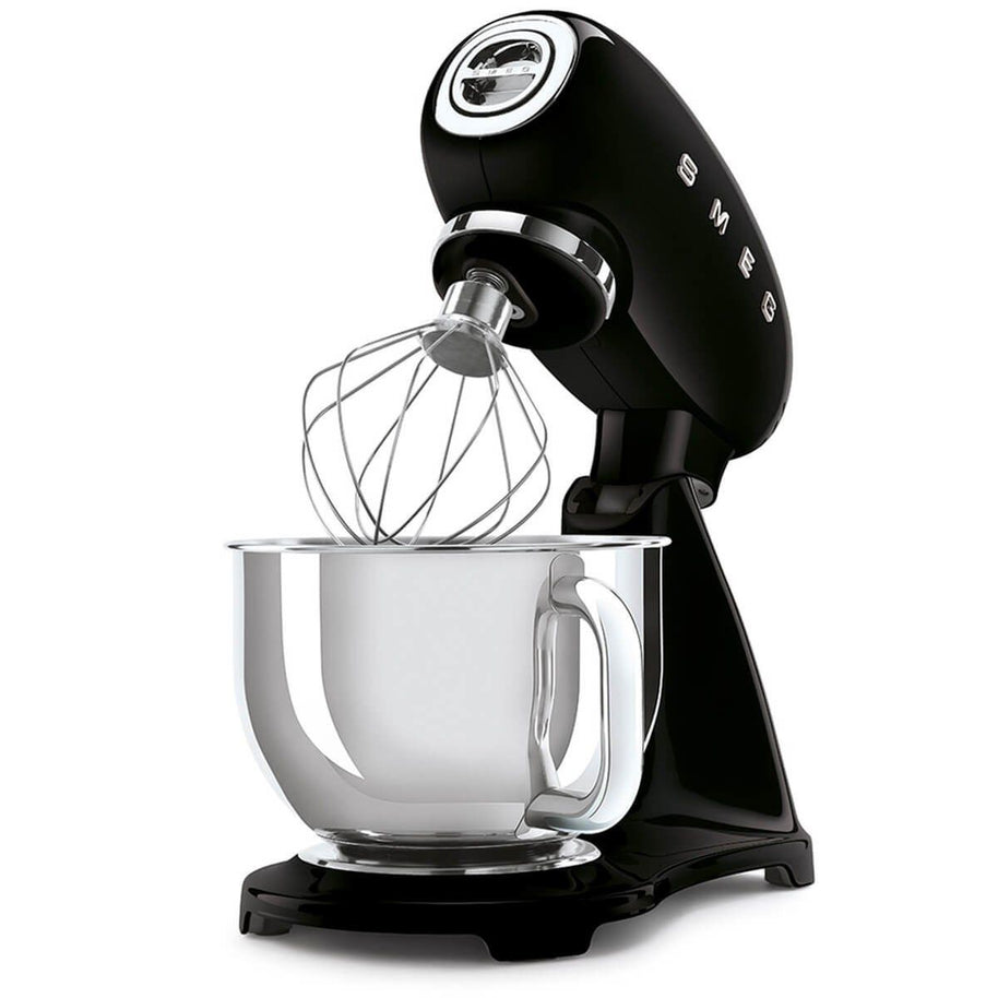 Smeg Komple Siyah Hamur Karıştırma Makinesi