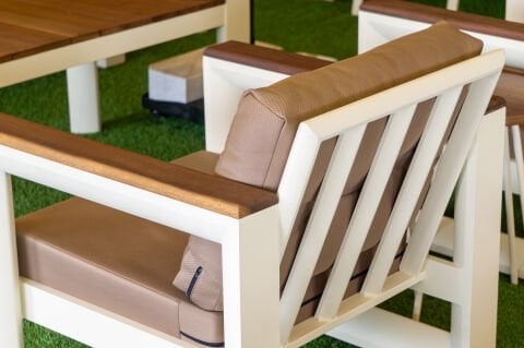 مجموعة أريكة إنزو