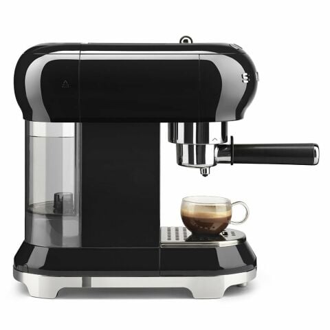 Smeg Siyah Espresso Kahve Makinesi