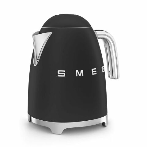 Smeg Mat Siyah Kettle