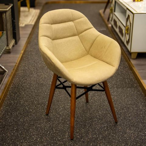 كرسي نانو الجوز