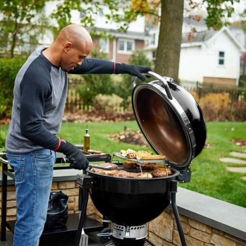 شواية الفحم Summit Kamado E6 بقطر 61 سم