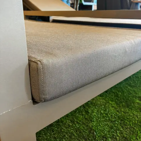 Çift Kişilik Perdeli Şezlong Cappicino